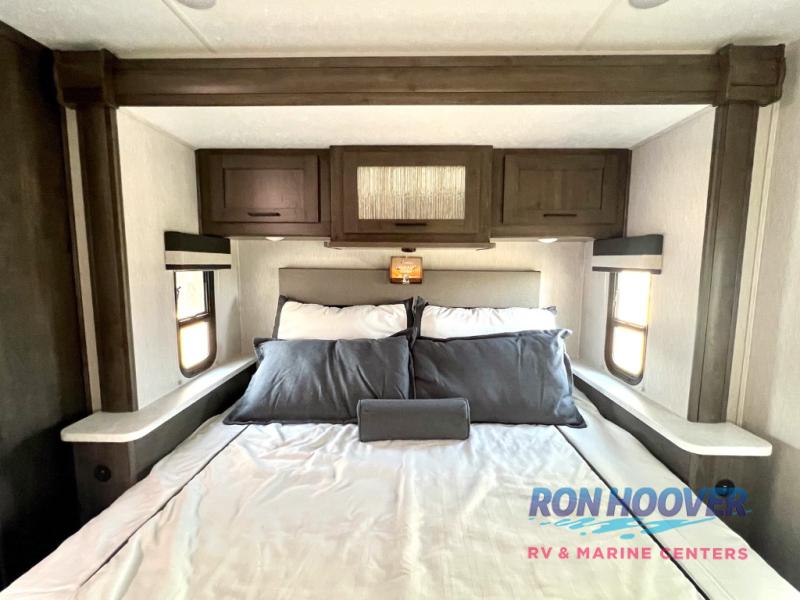 2024 COACHMEN 31TS - Image 27
