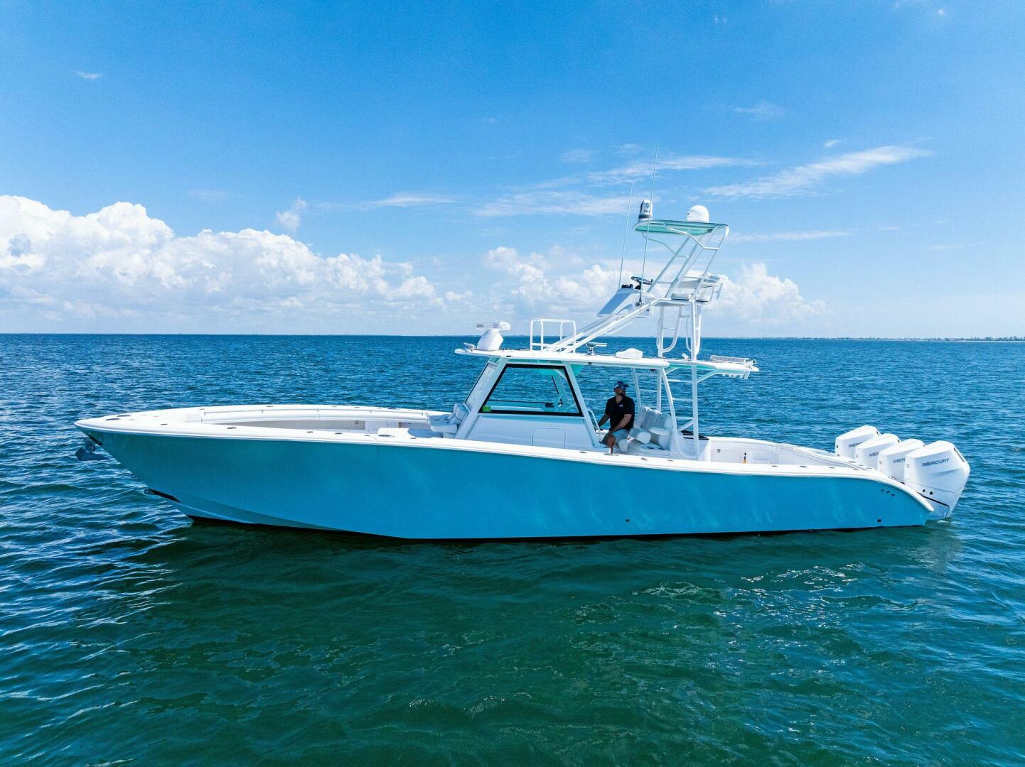 2017 Yellowfin 42 Offshore - Image 31