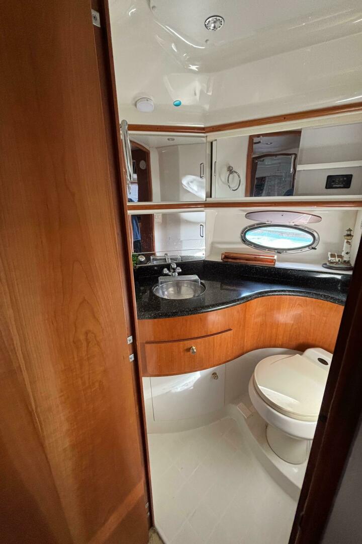 2001 Carver 396 Aft Cabin MY - Image 78