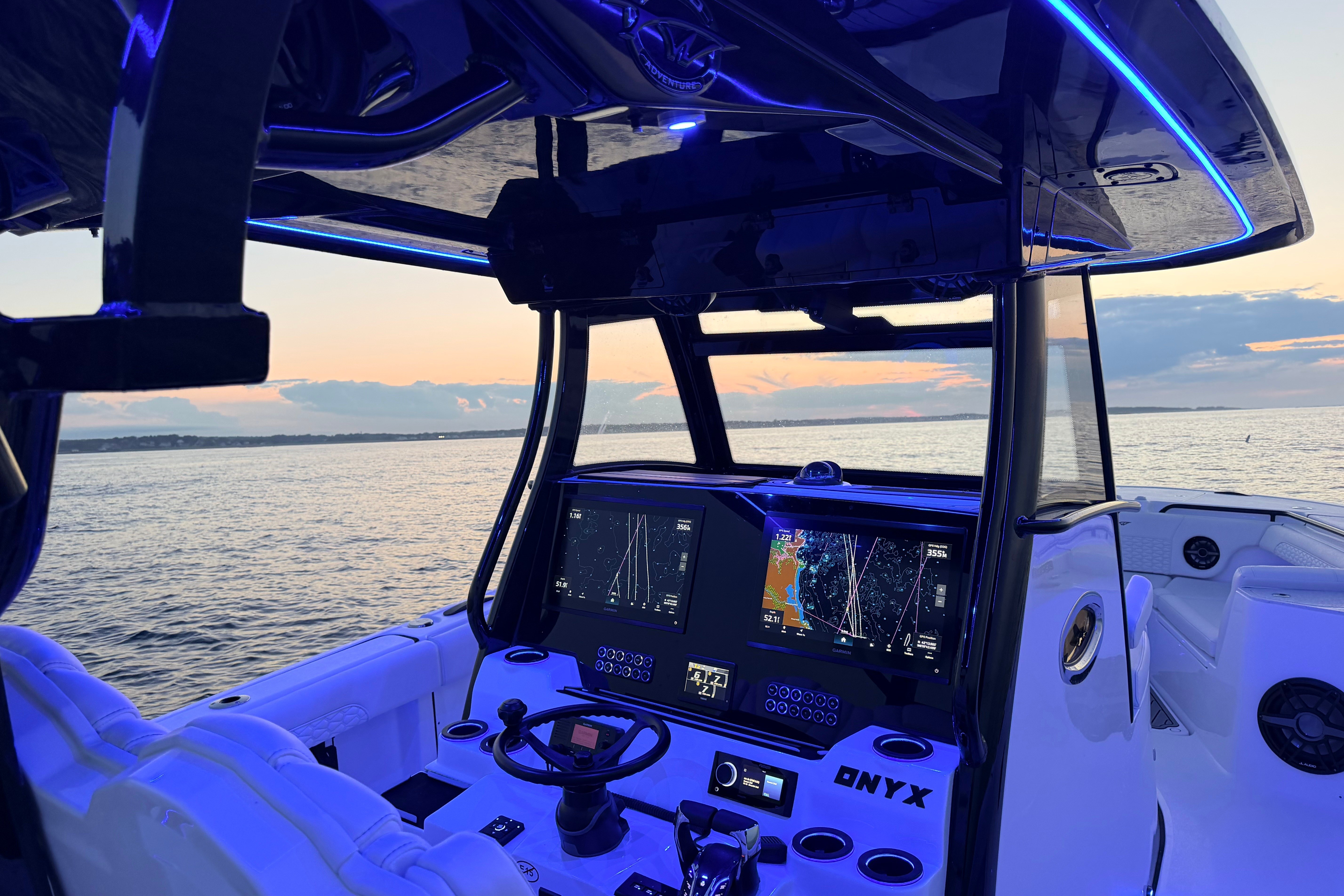 2027 Tidewater 330 CC Adventure - Image 6