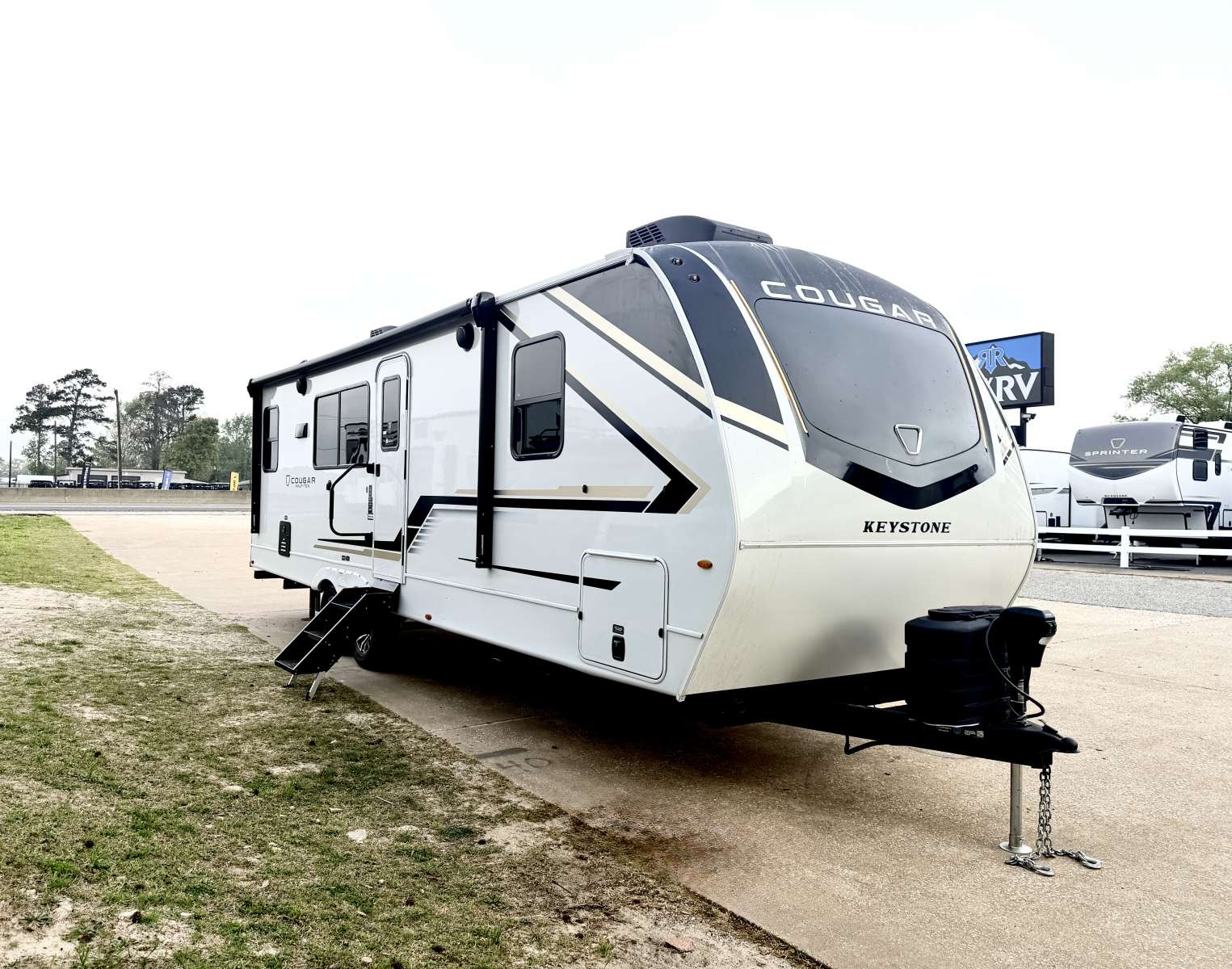 2026 Keystone Cougar Half-Ton 26LBW - Image 1