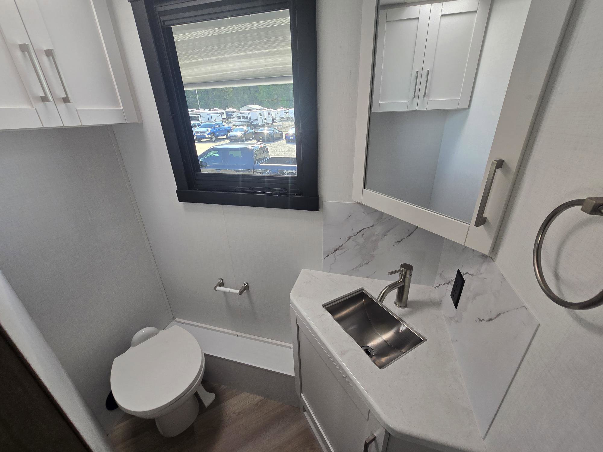 2026 JAYCO SENECA 37K - Image 31