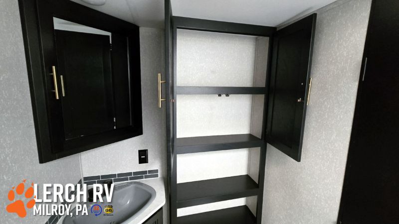 2022 Forest River Cherokee Grey Wolf 23MK - Image 24