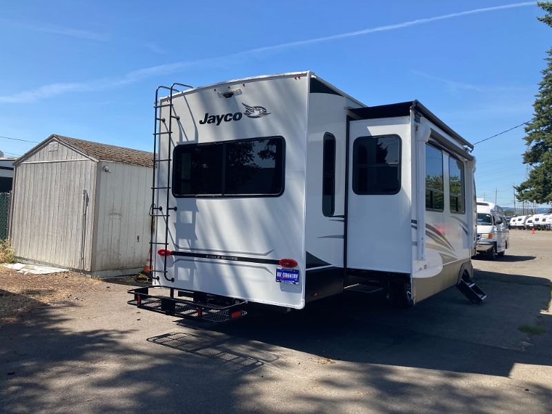 2021 Jayco Eagle 330RSTS - Image 3