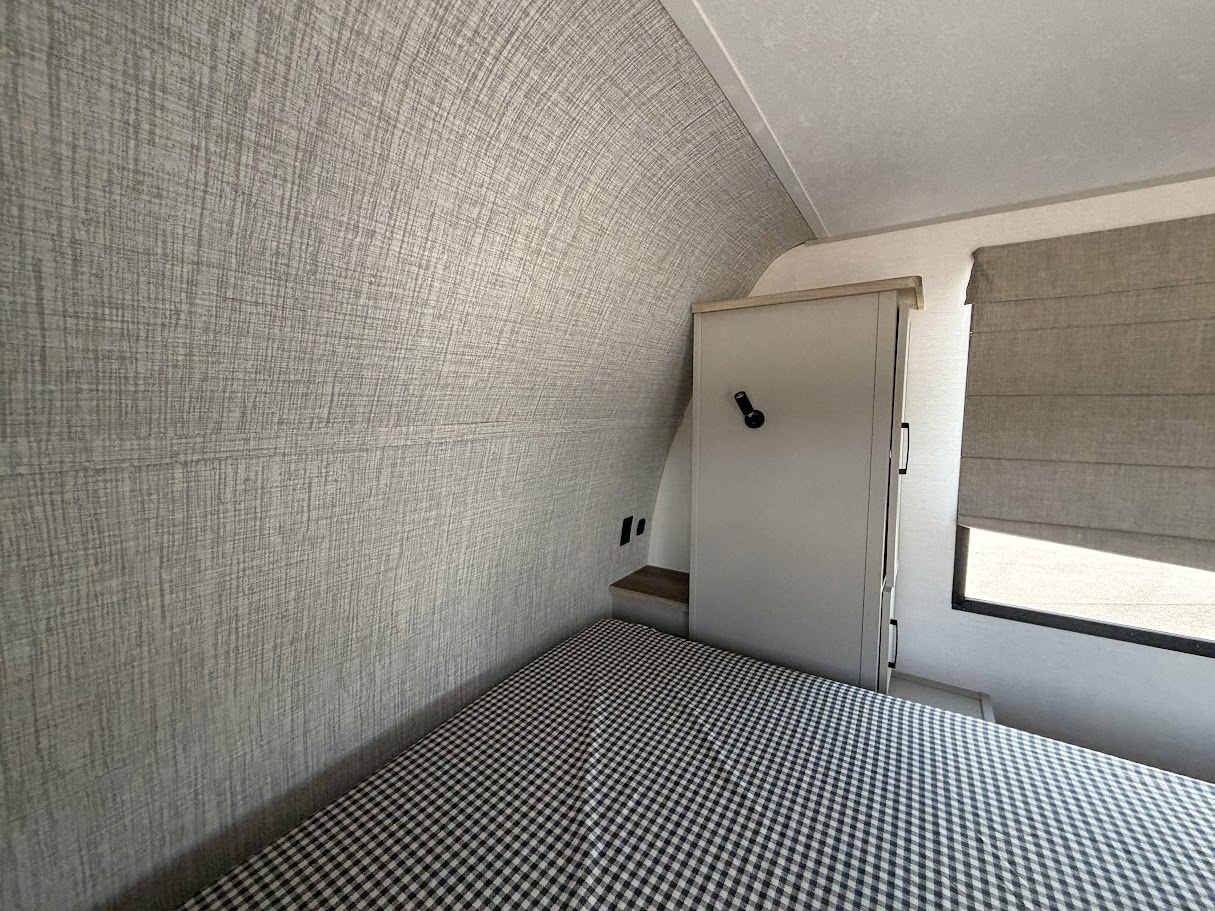 2025 FOREST RIVER VIBE 2600RK - Image 33