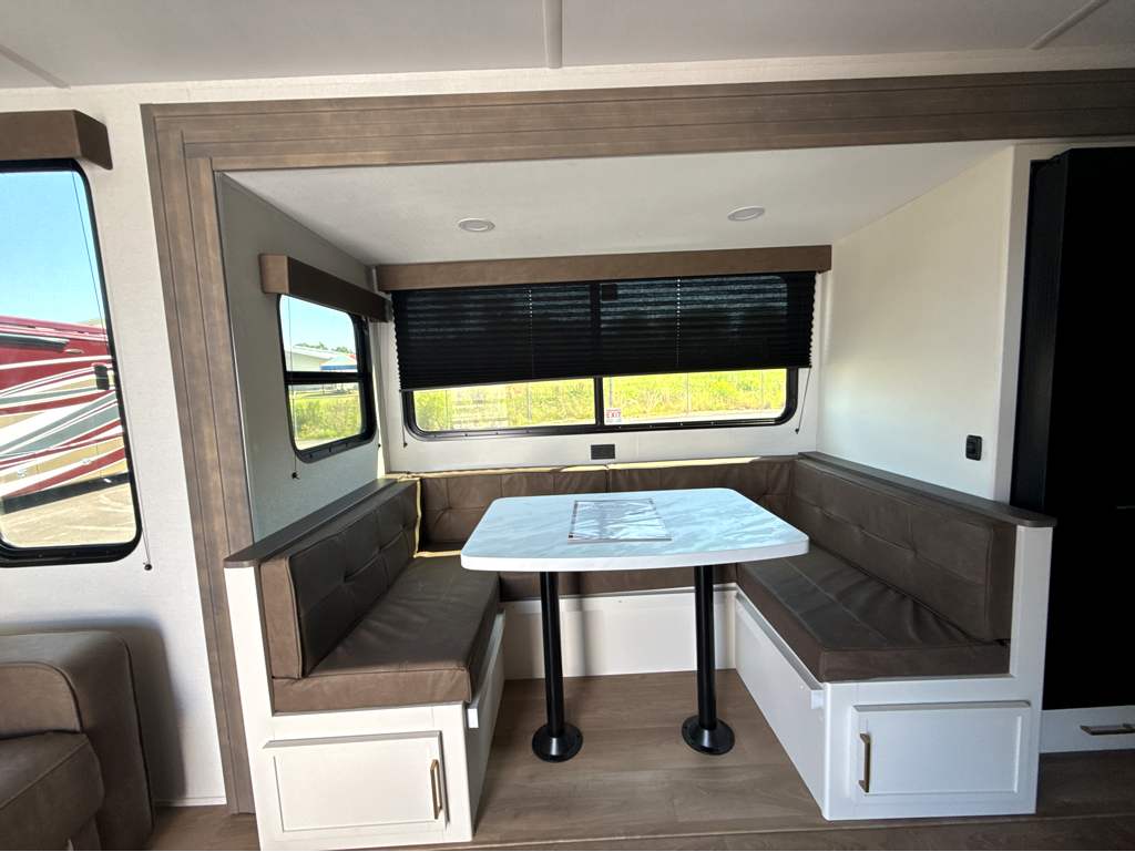 2026 GRAND DESIGN TRANSCEND 265BHT - Image 12