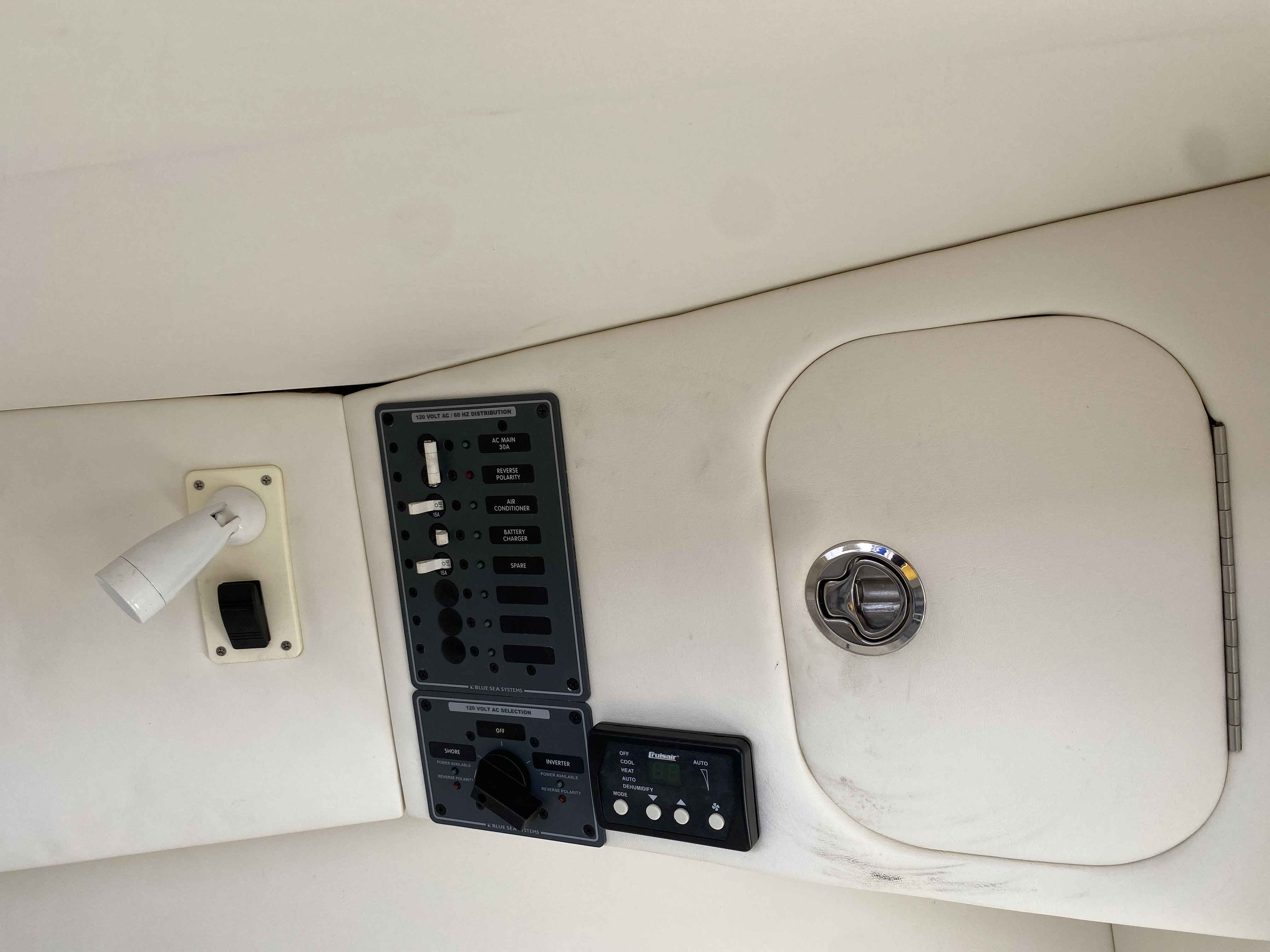 2017 Midnight Express 39 Cuddy  - Image 25