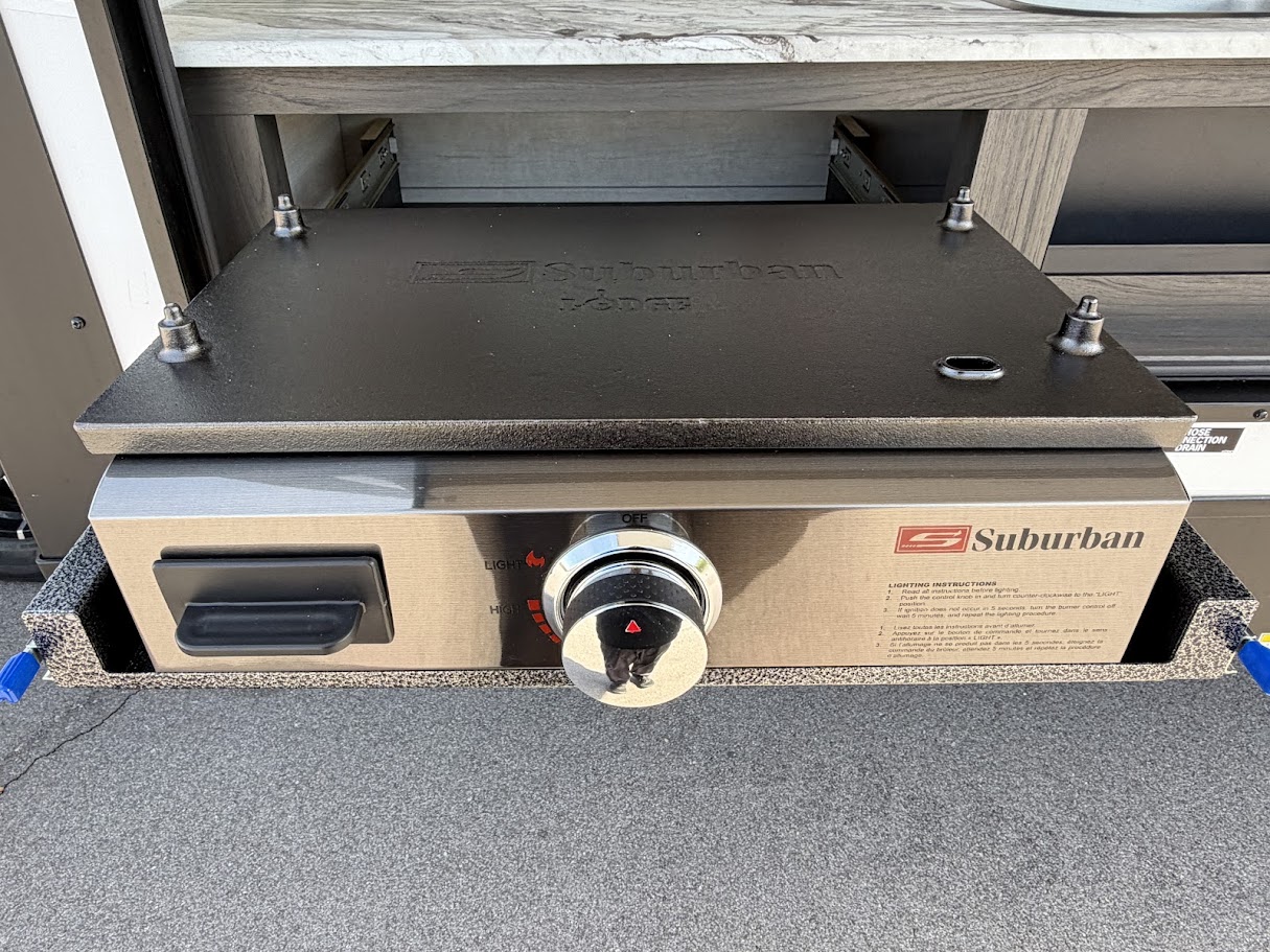 2026 VENTURE RV SPORTTREK 333VFK - Image 12