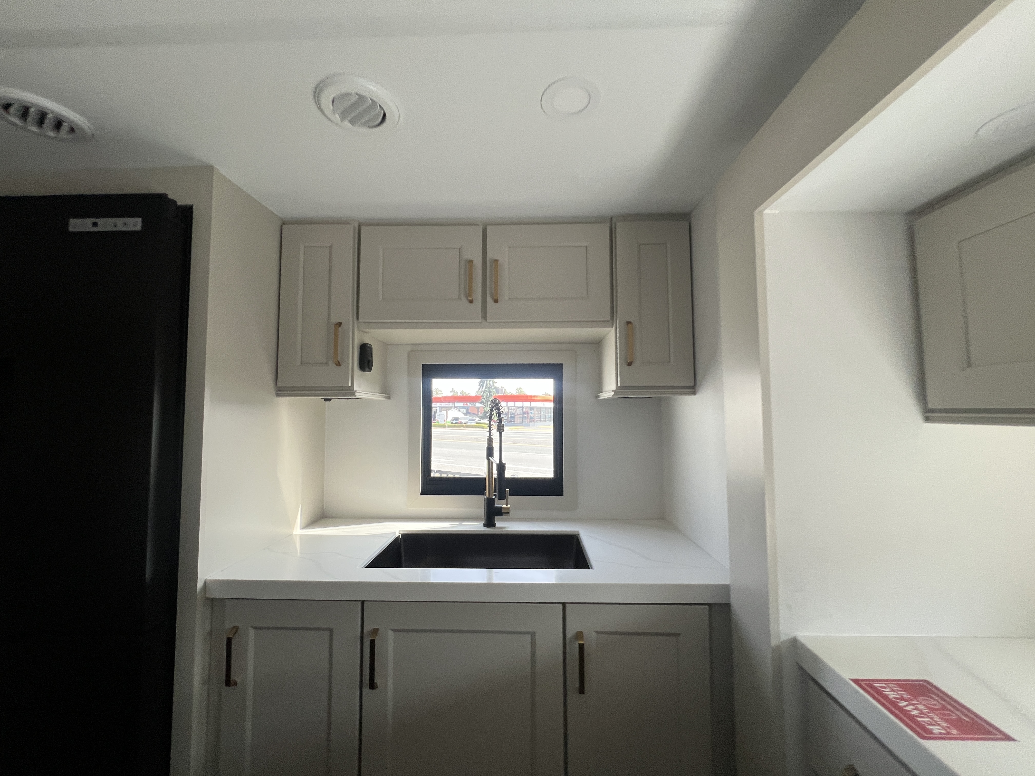 2027 Grand Design Solitude 390RK - Image 15