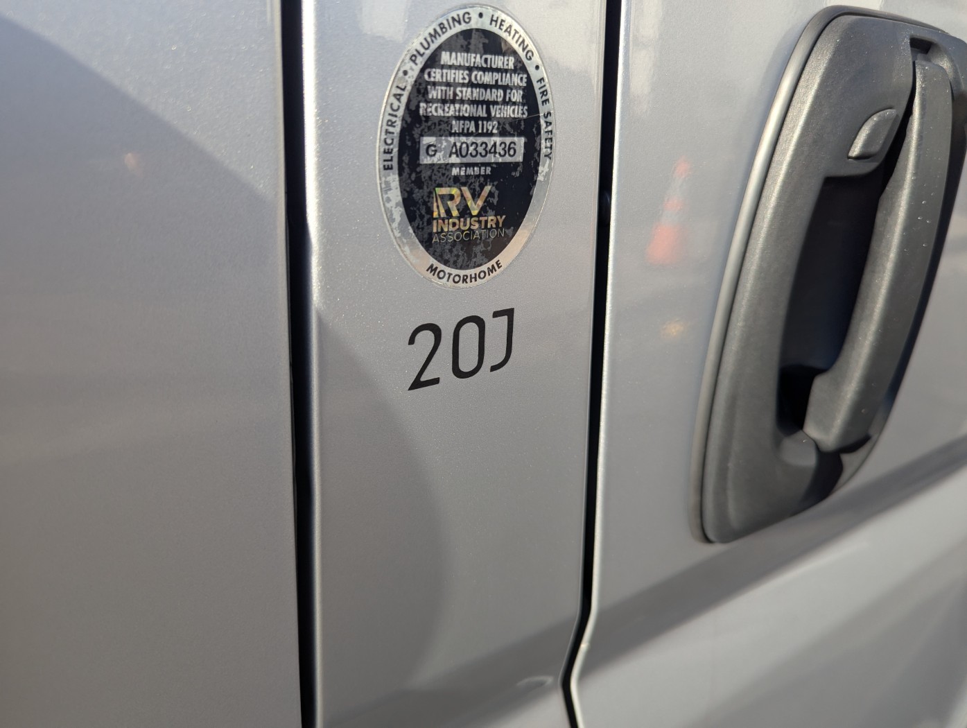 2022 Thor Motor Coach Tellaro 20J - Image 6