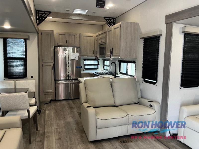 2026 COACHMEN CATALINA 44CONDO - Image 6