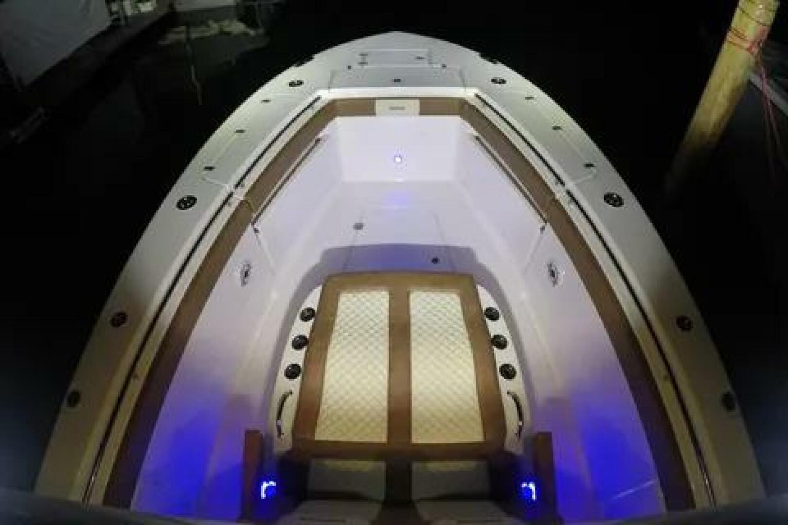 2020 Caymas 341 CC - Image 20