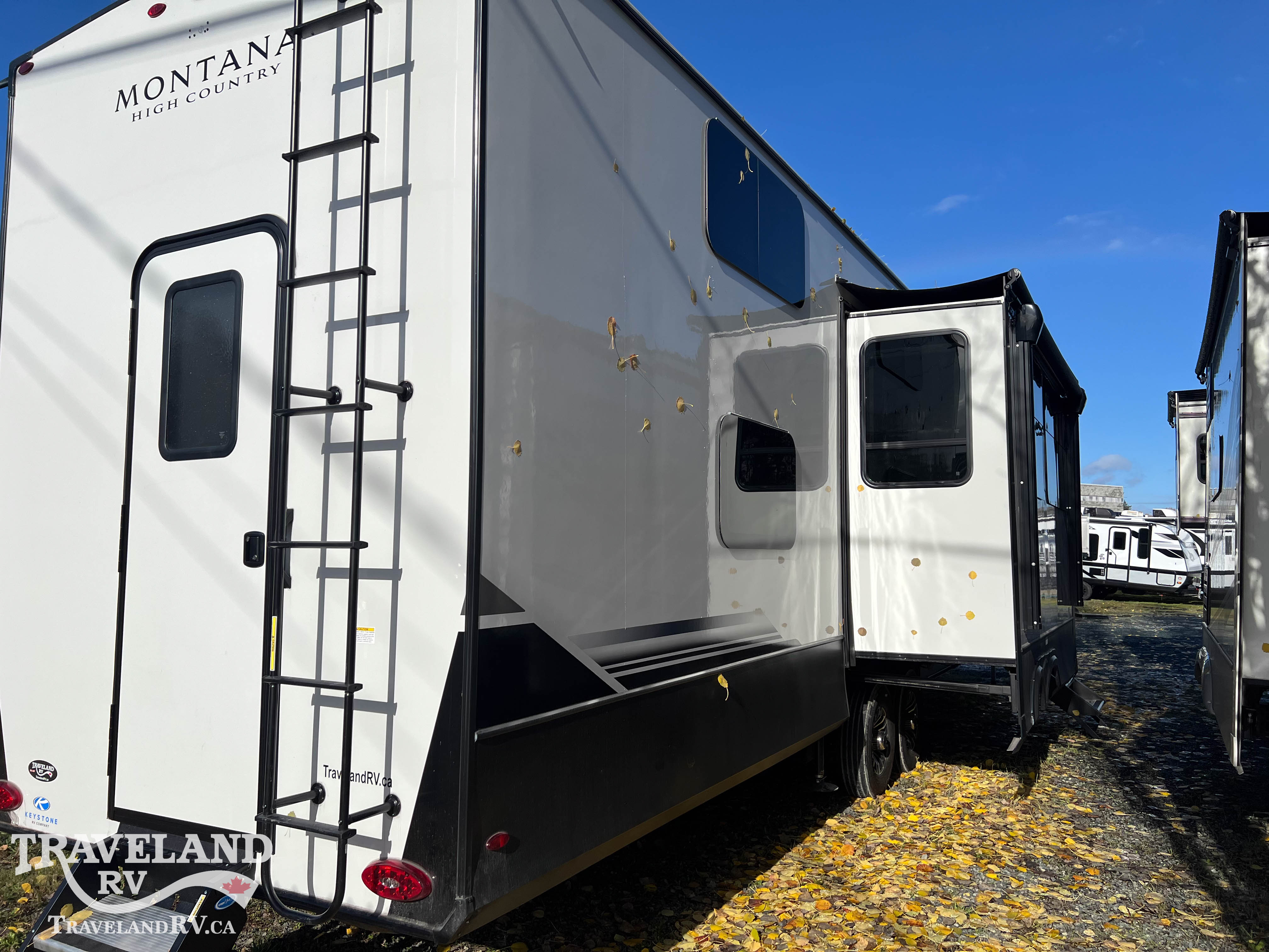 2025 Keystone Montana High Country 381TB - Image 4