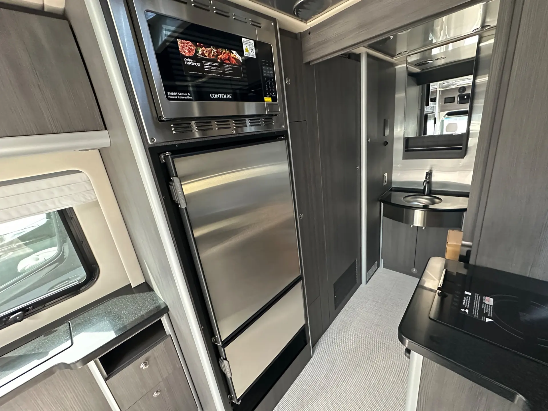 2026 Airstream Atlas - Image 19