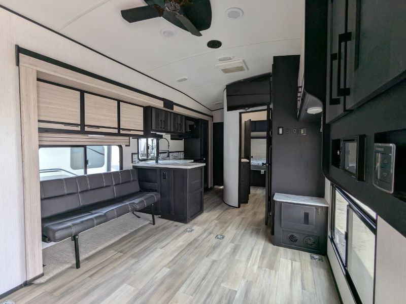 2023 Cruiser RV Stryker ST-2916 - Image 9