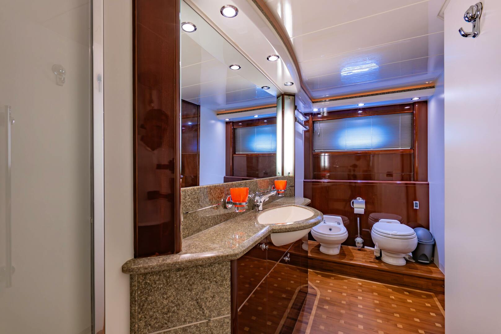 2006 Princess Yachts - Image 18