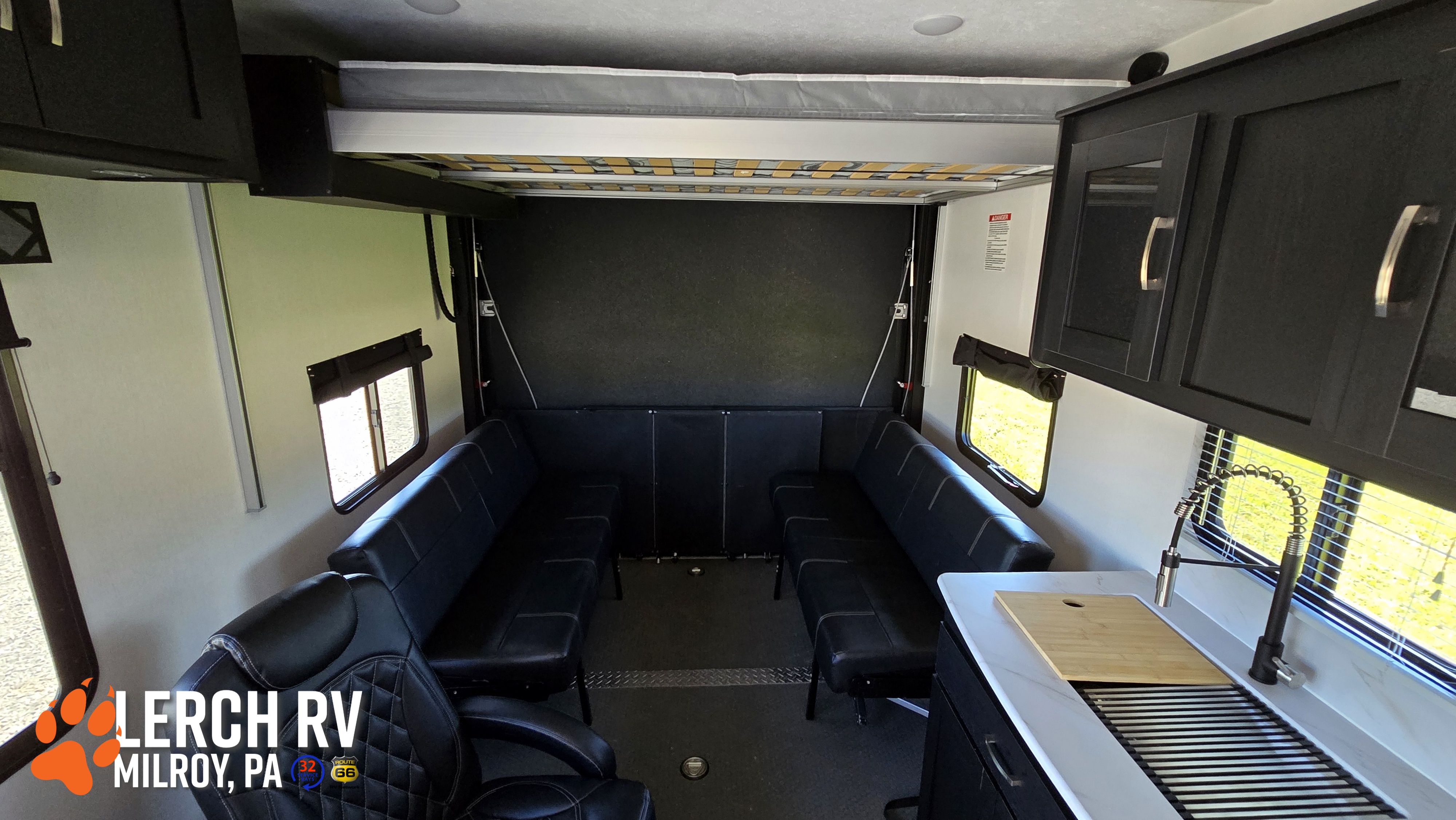 2024 Coachmen Adrenaline 27KB - Image 13