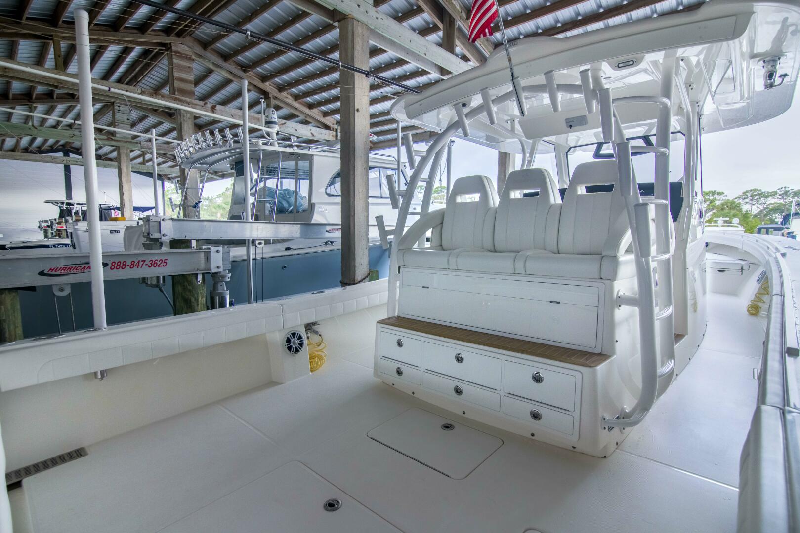 2021 Regulator 41 Center Console - Image 2