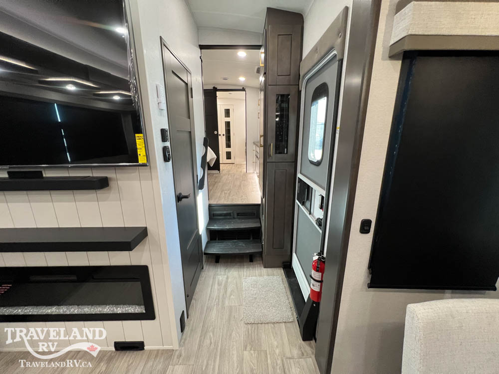 2027 Heartland Bighorn Fifth Wheel 39RK - Image 27