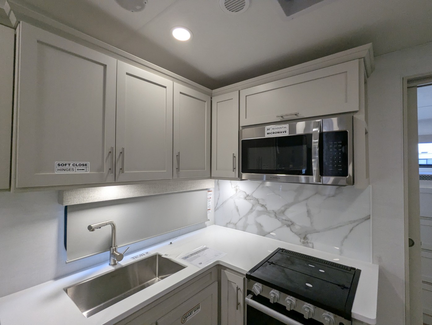 2027 Alliance RV Avenue 29BH - Image 36