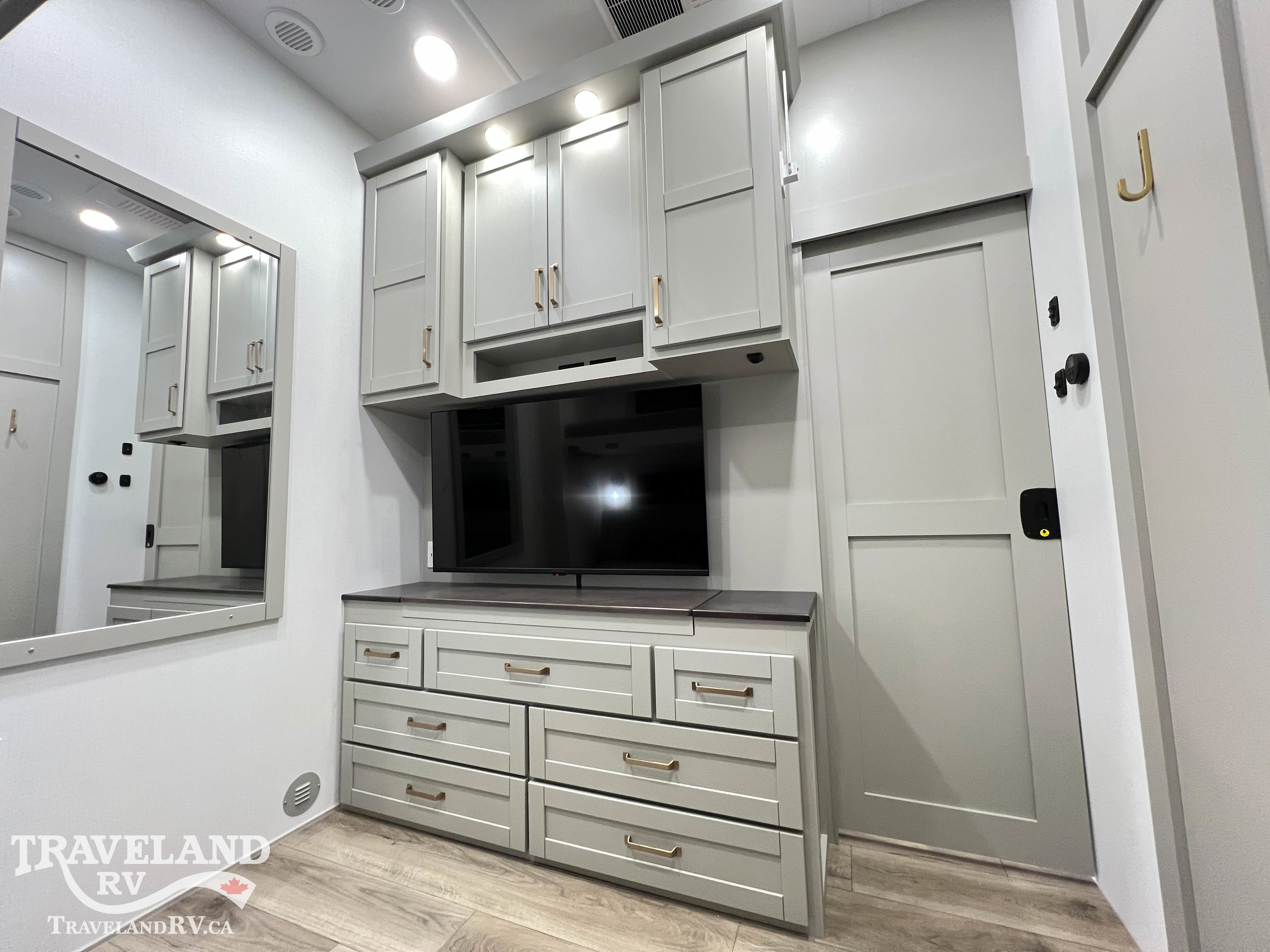 2026 Brinkley RV Model Z 3610 - Image 35