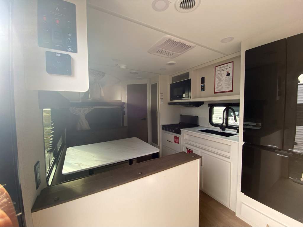 2026 GRAND DESIGN TRANSCEND 19BHX - Image 15