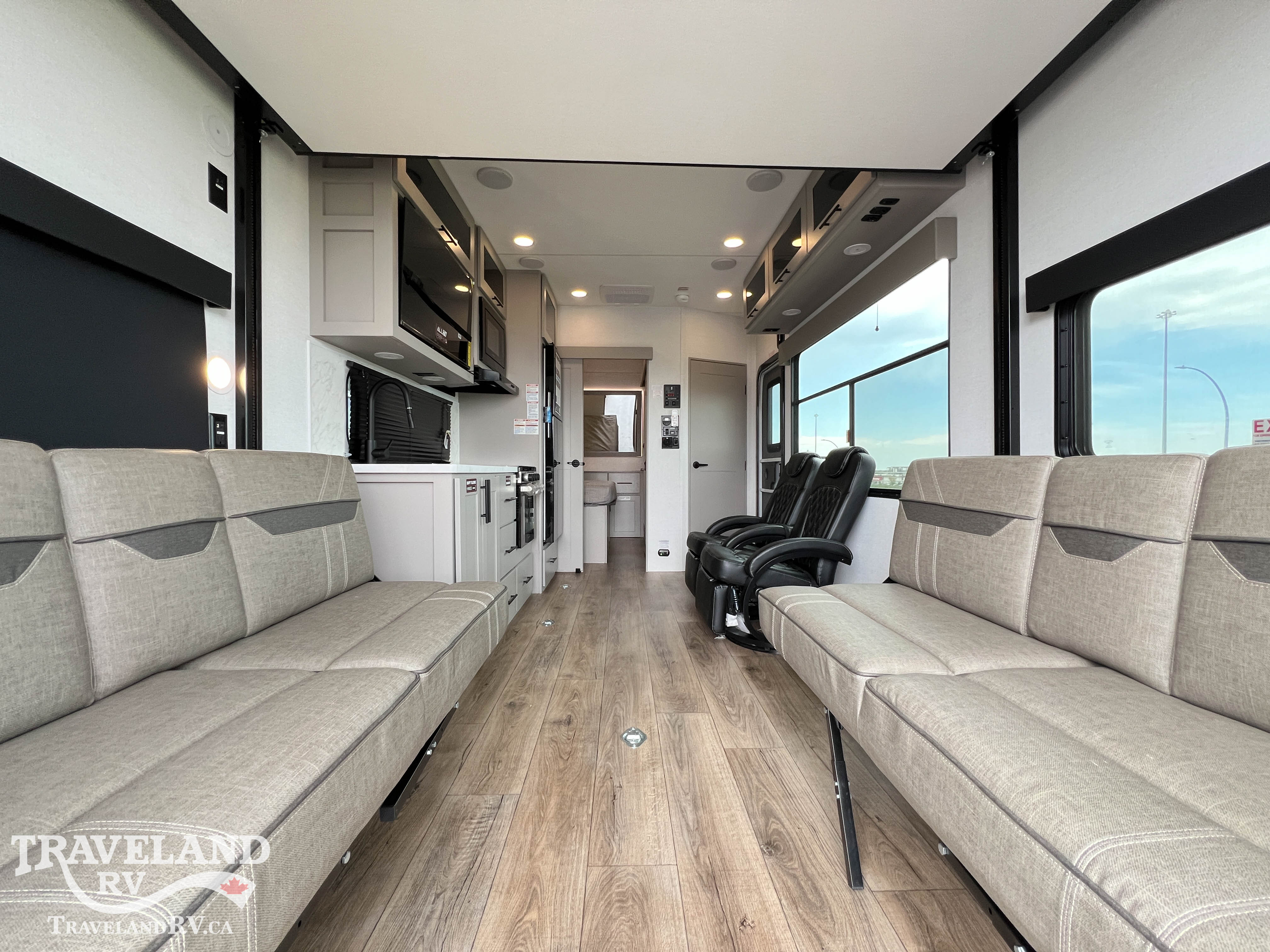 2026 Alliance RV Valor 23T15 - Image 4