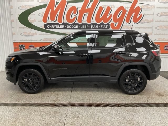 2026 Jeep Compass Latitude Altitude 4x4 - Image 13