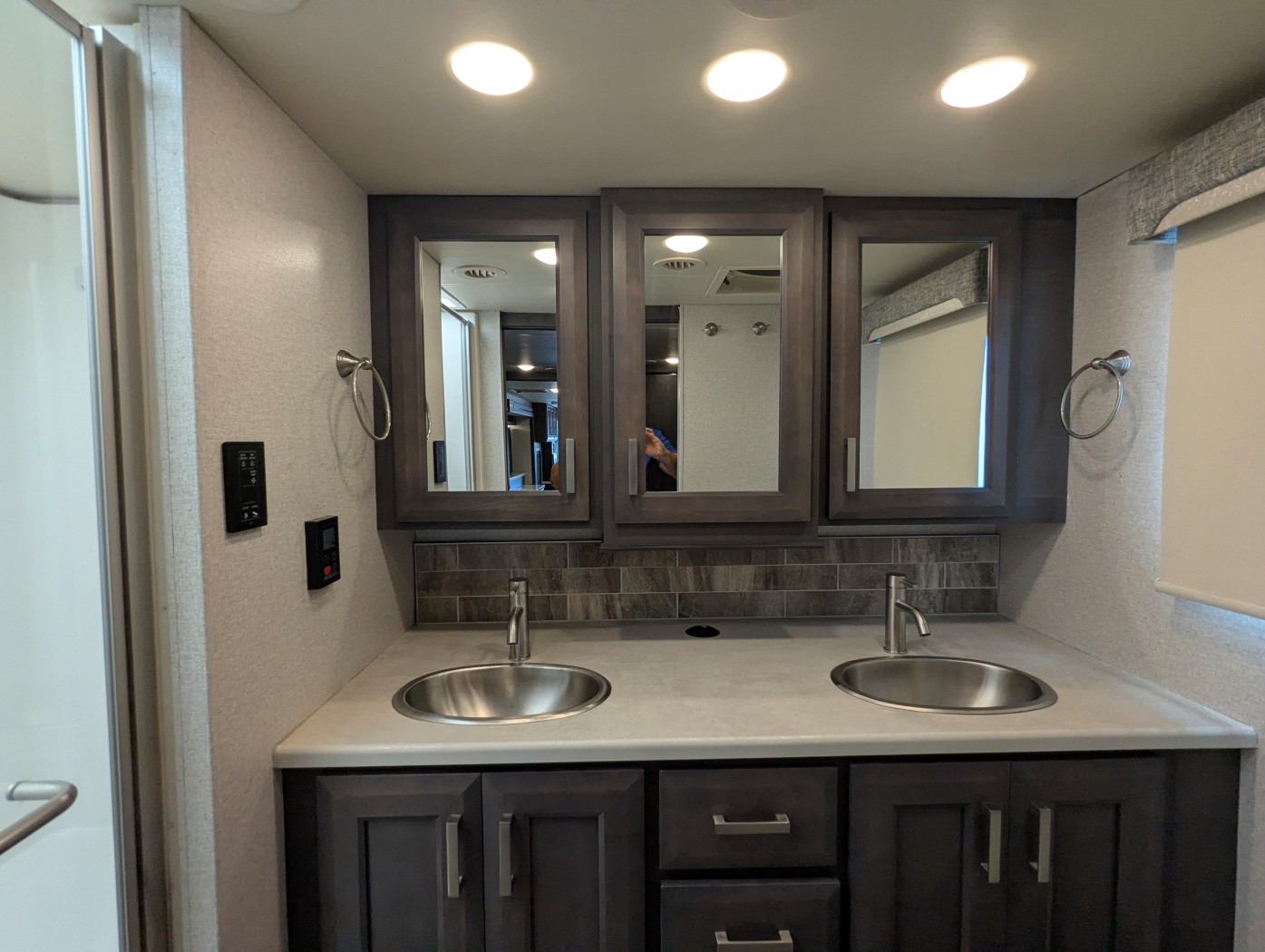 2023 Thor Motor Coach Palazzo 37.5 - Image 37
