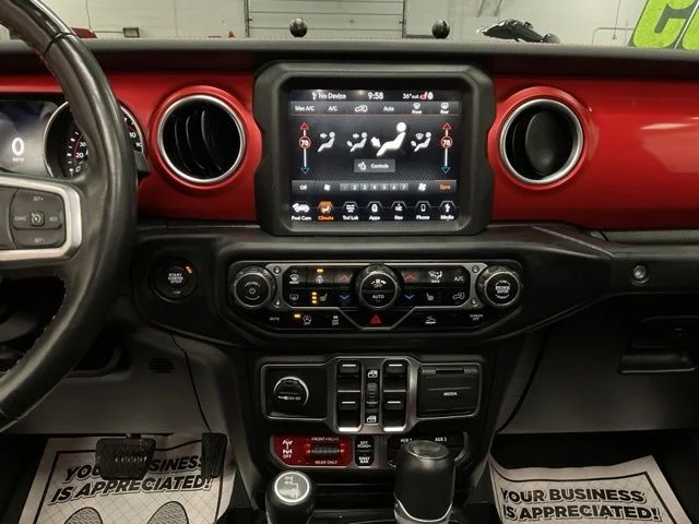 2022 Jeep Wrangler Utility 4D Rubicon 4WD I4 - Image 15
