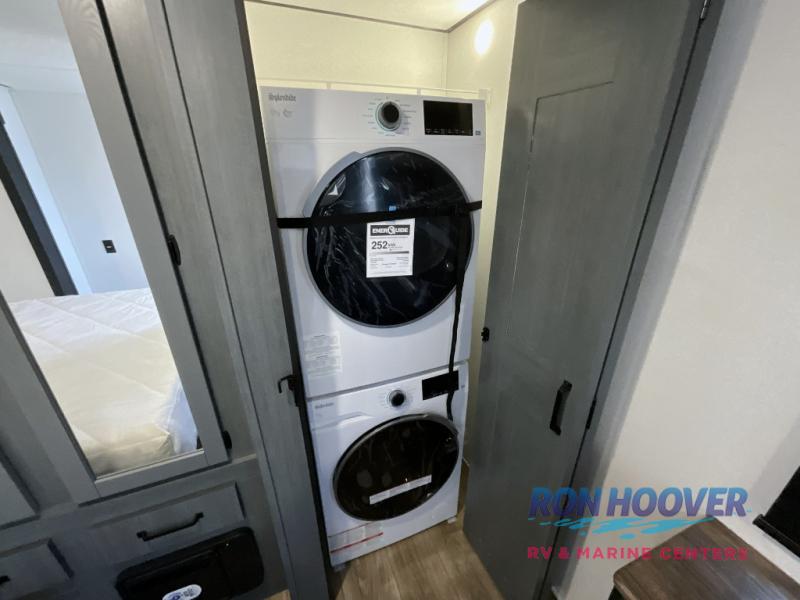 2026 PALOMINO PUMA 401LFT - Image 48