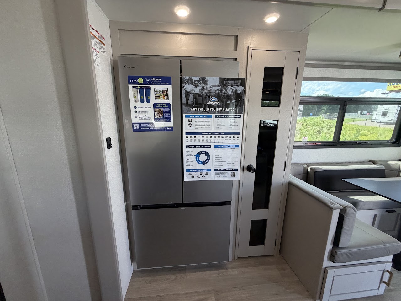 2027 JAYCO NORTH POINT 391TBBH - Image 28