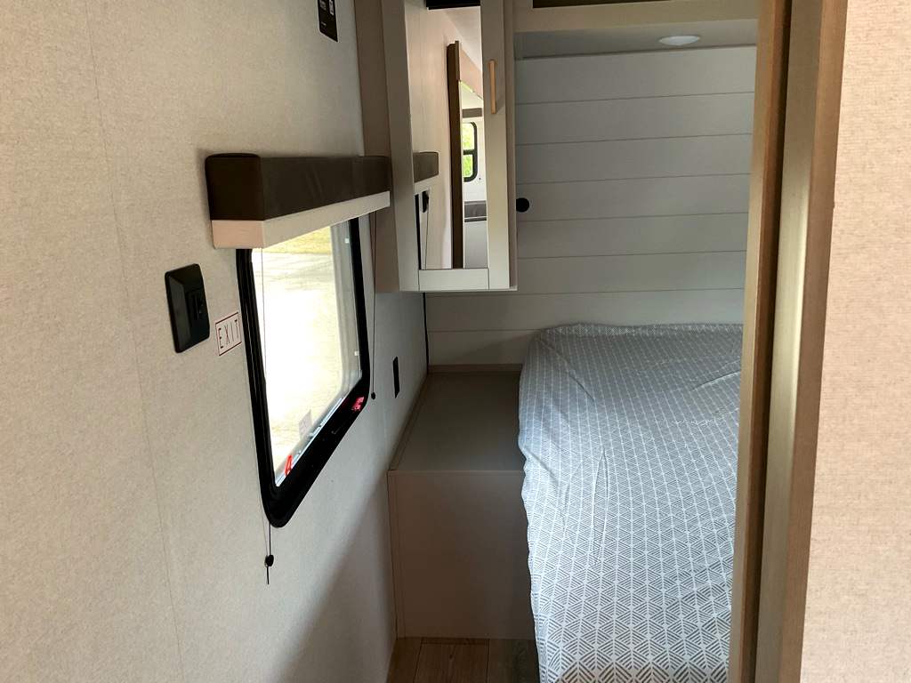 2027 JAYCO Jay Flight 263BHS - Image 18