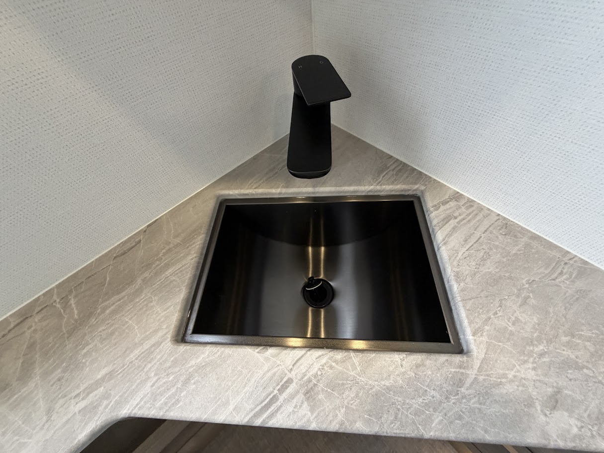 2027 GRAND DESIGN LINEAGE SERIESE 30DC - Image 55