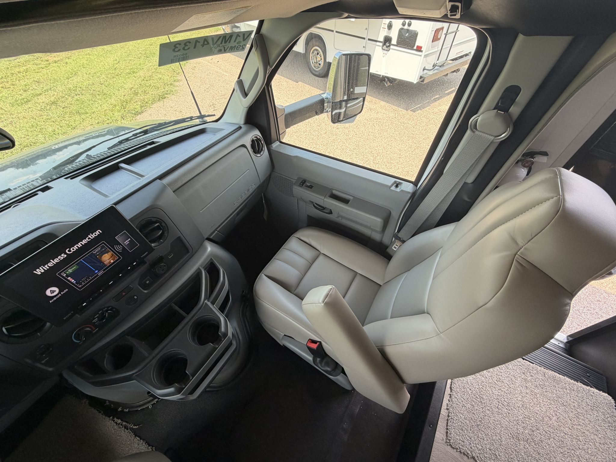 2027 JAYCO GREYHAWK 29MV - Image 18