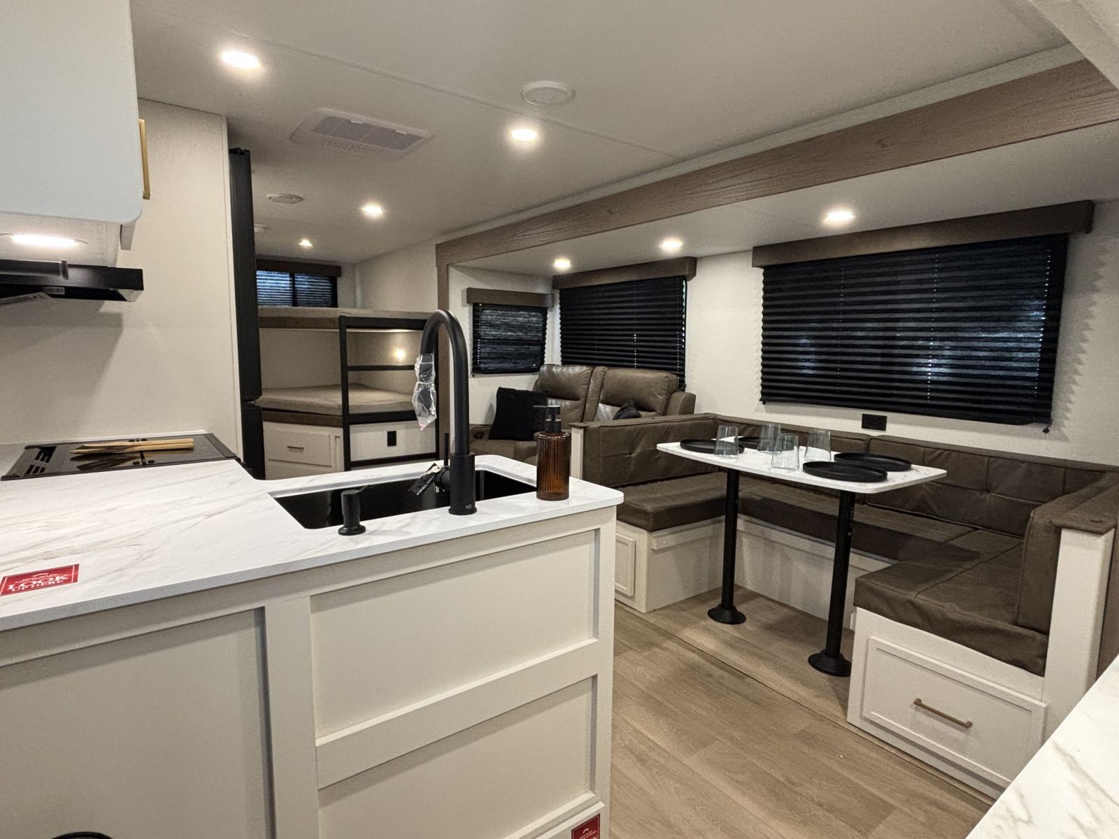 2026 Grand Design Transcend XPLOR 27DBX - Image 10