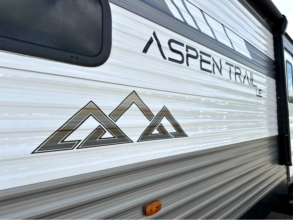 2024 Keystone ASPEN TRAIL 26RL - Image 6