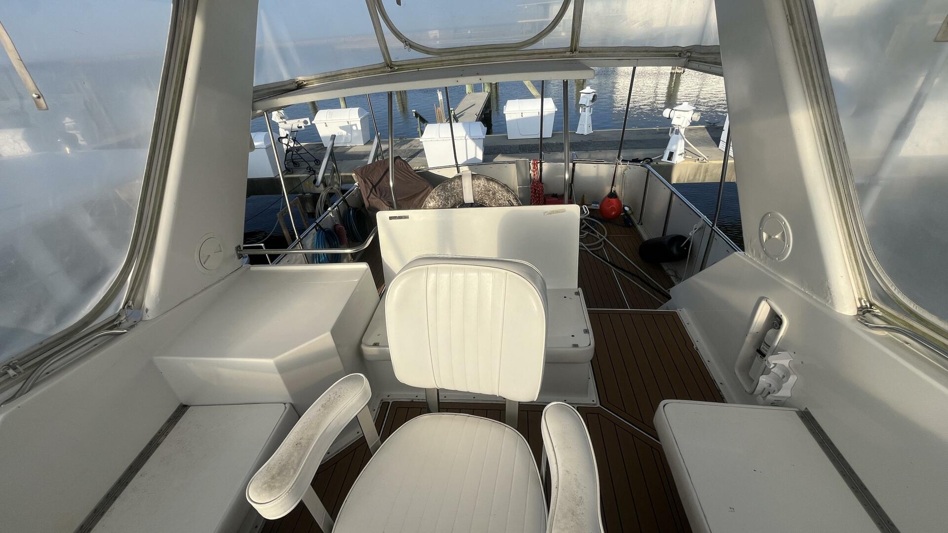 1994 Hatteras Double Cabin - Image 20