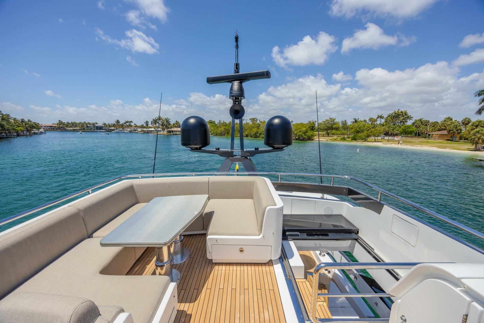 2023 Azimut S8 - Image 26