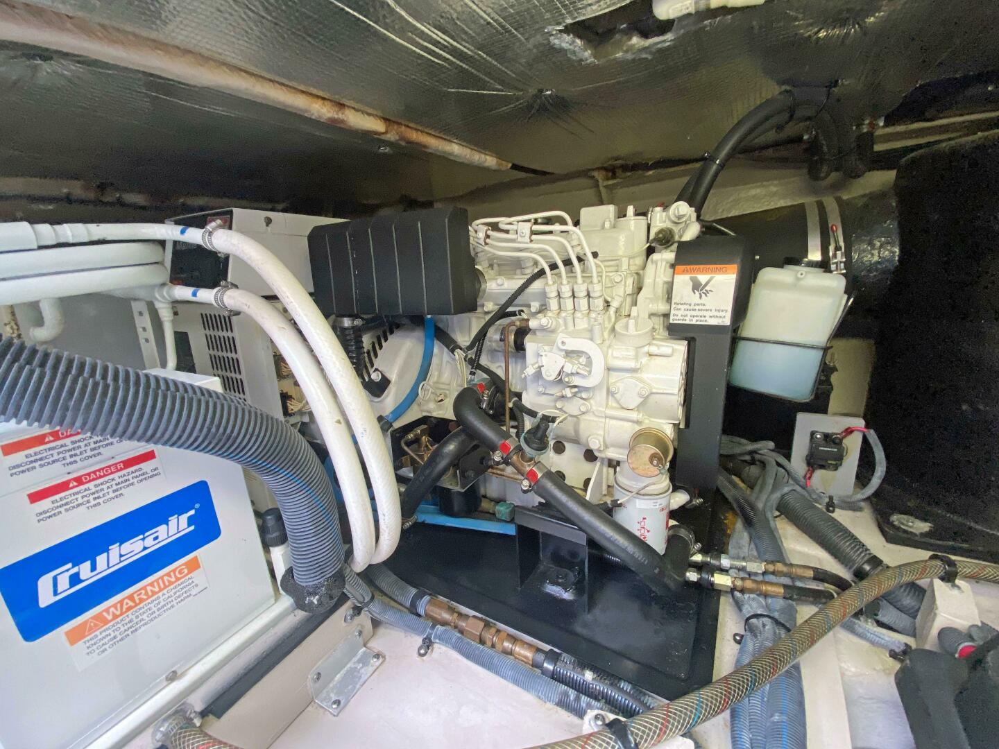2004 Sea Ray 480 Sedan Bridge - Image 51