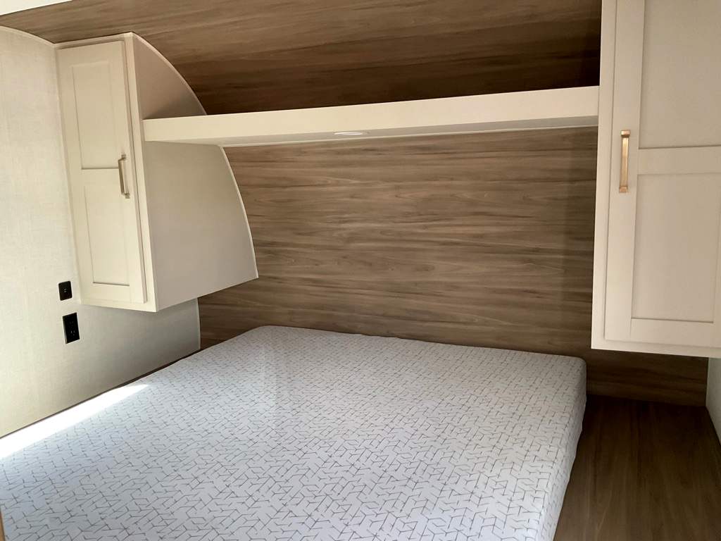 2027 KZ SPORTSMEN 261 BHK - Image 20