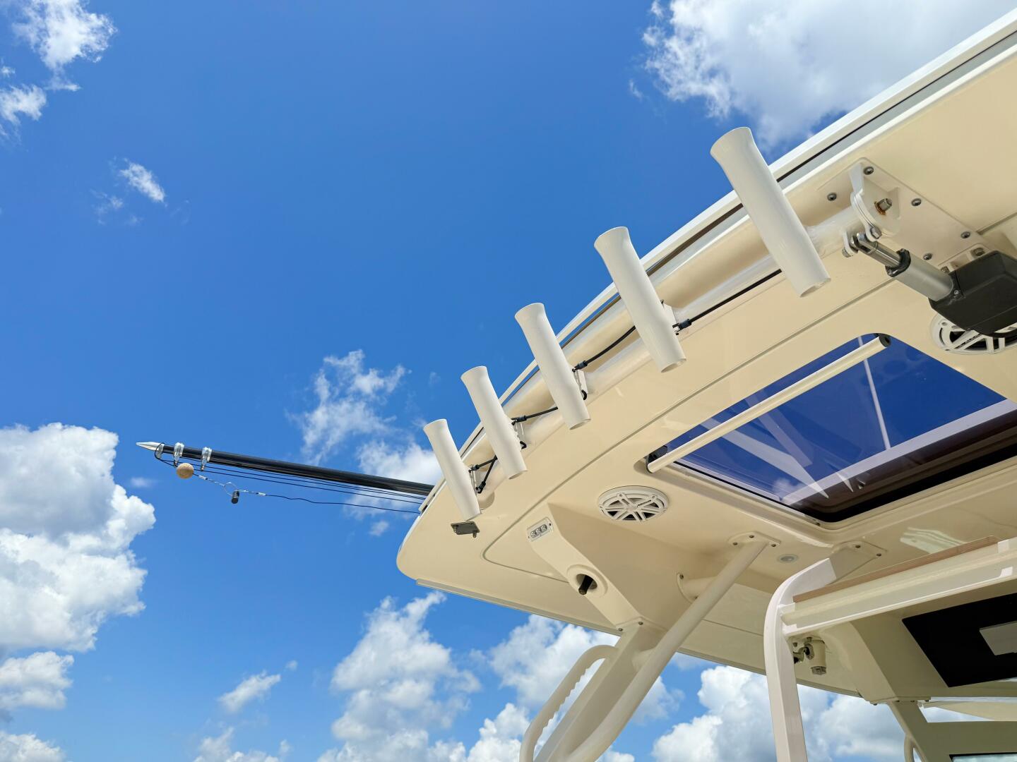 2020 Scout 380 LXF - Image 12