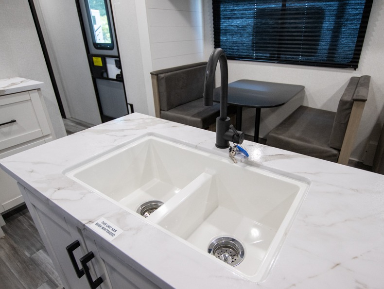 2026 Jayco Jay Flight SLX 334RTS - Image 8