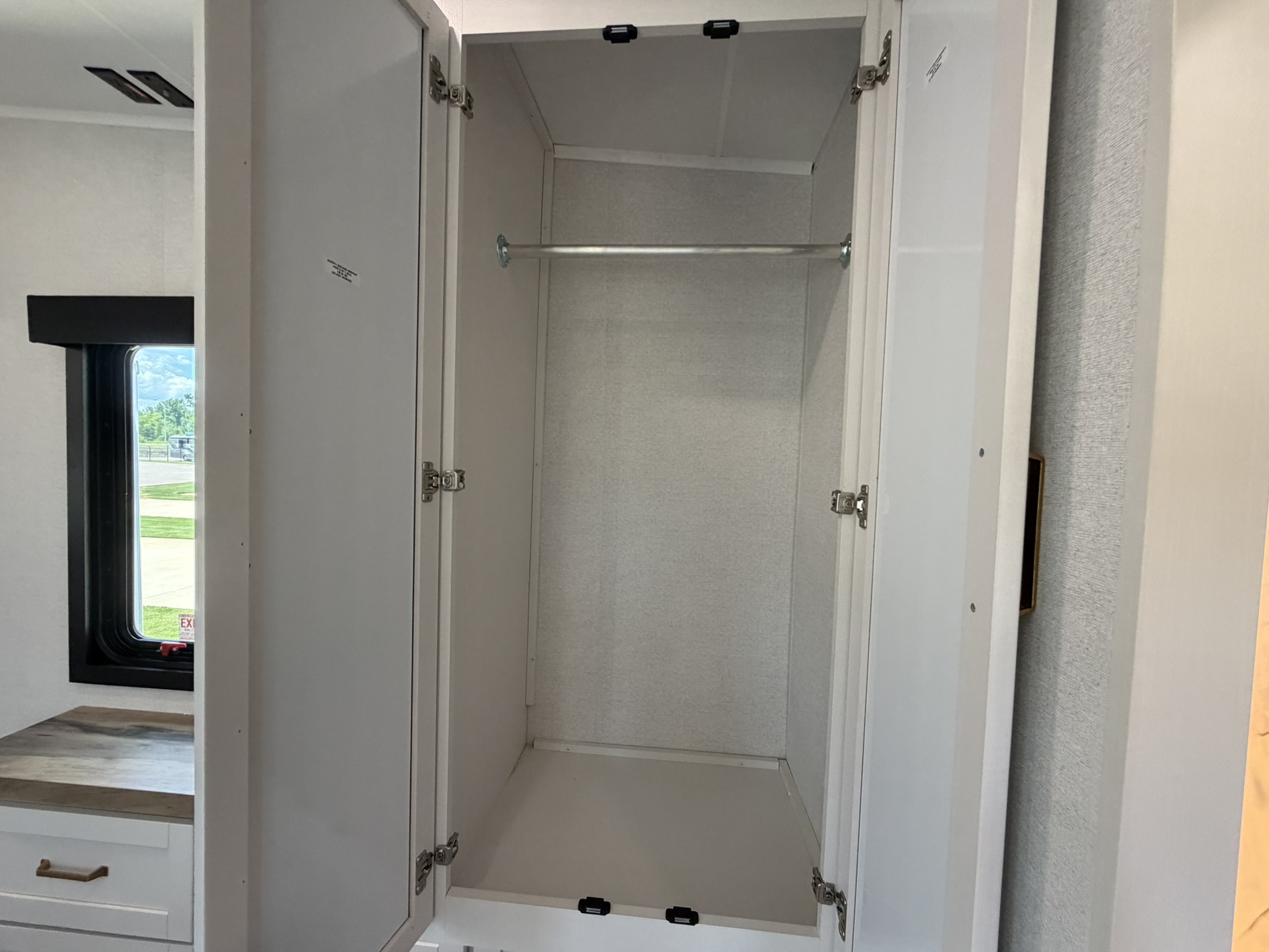 2027 JAYCO EAGLE 367TBTS - Image 31