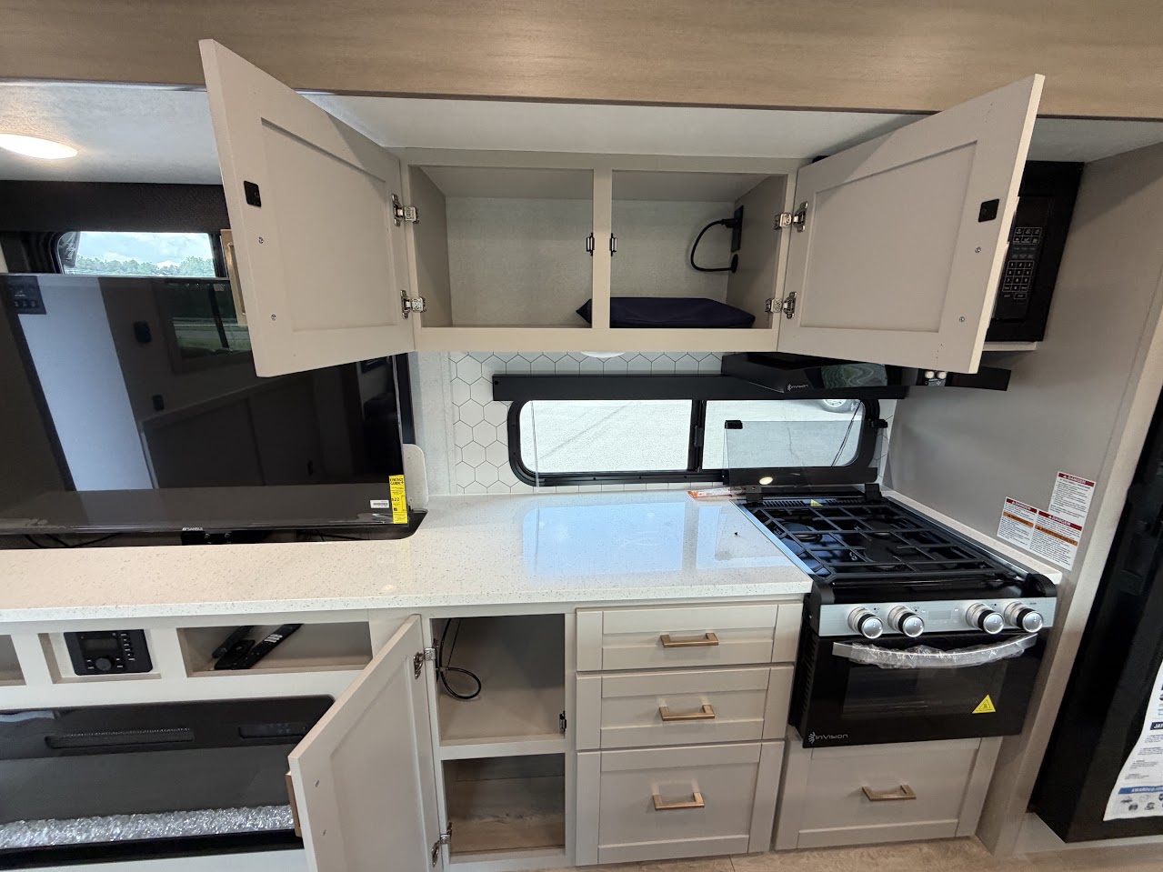 2027 JAYCO JAY FEATHER 27MK - Image 24