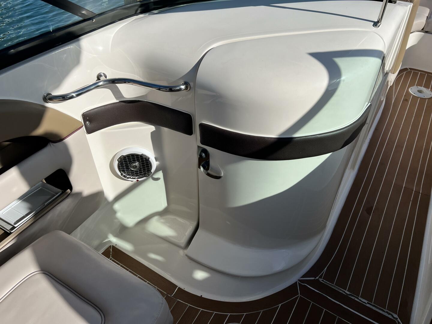 2012 Sea Ray 300 SLX - Image 38