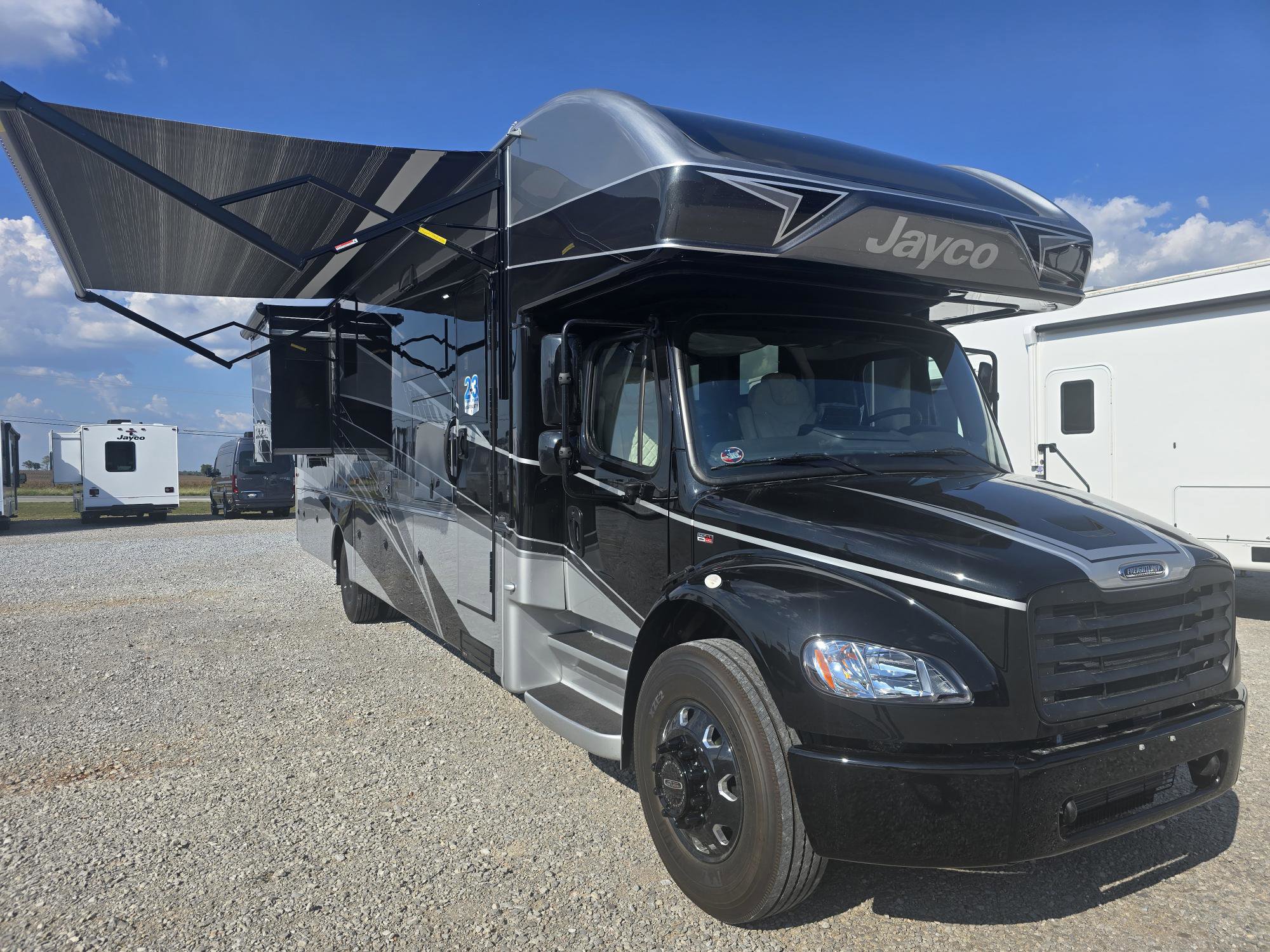 2026 JAYCO SENECA 37K - Image 1