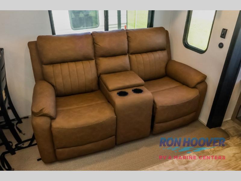 2026 PALOMINO 38RLB - Image 27