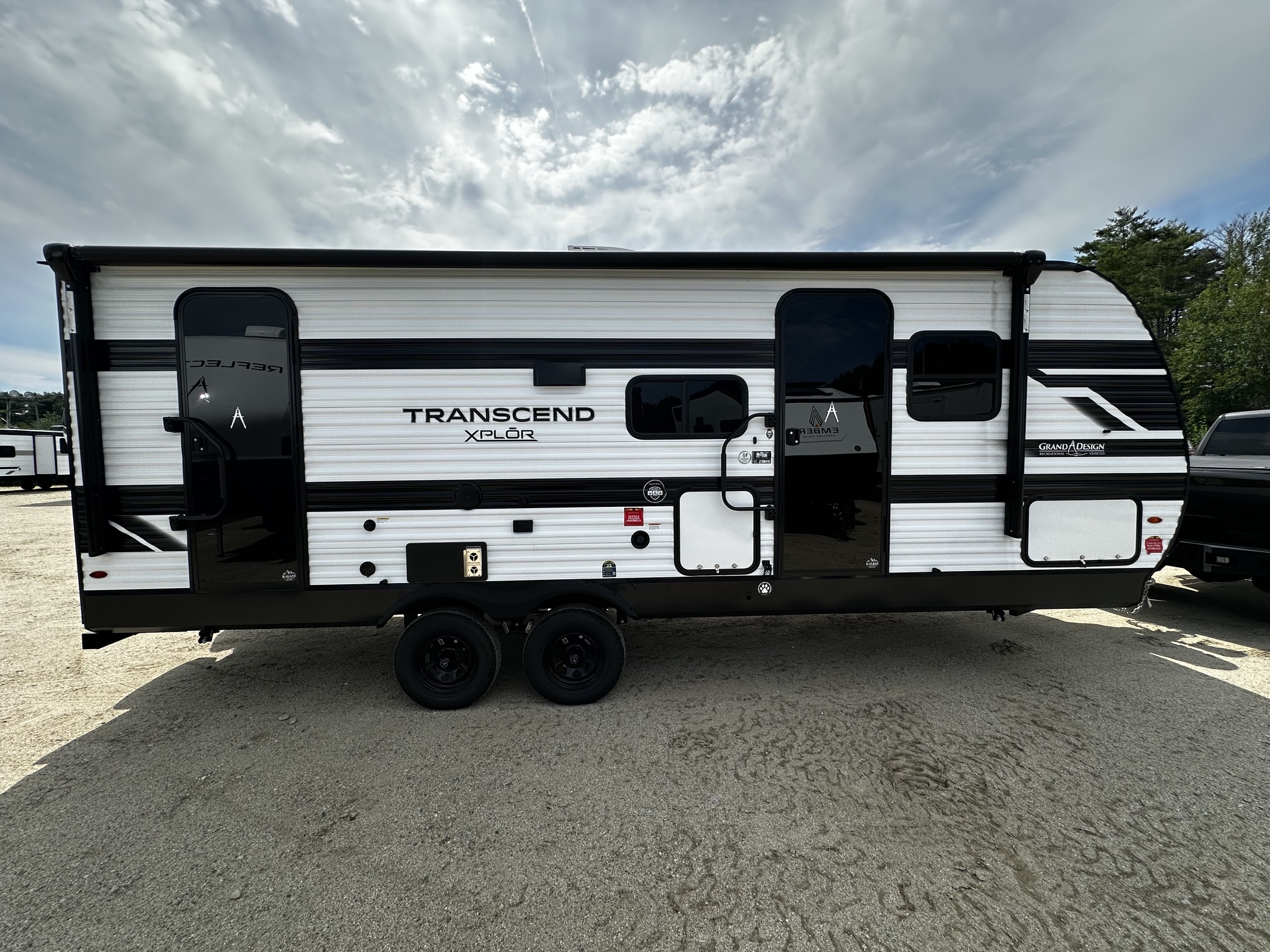 2027 Grand Design Transcend XPLOR 23BHX - Image 4