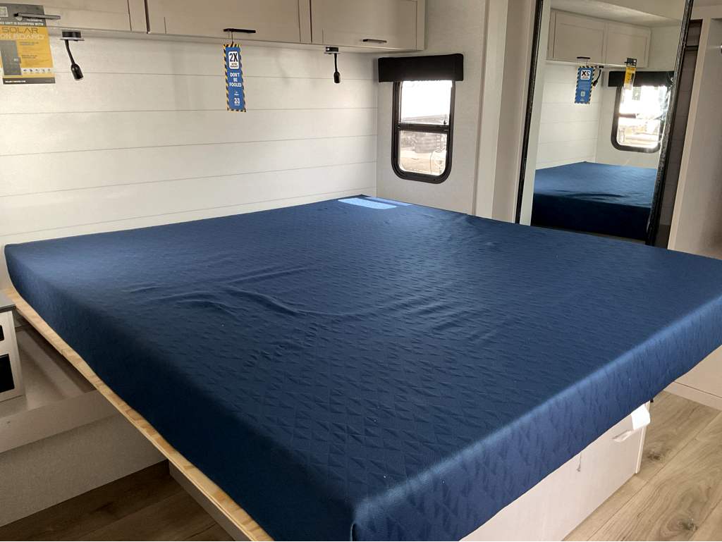 2026 JAYCO Jay Feather 30 RKB - Image 9